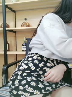 巨乳直播对乾爹有求必应：「快来操我的小香逼」